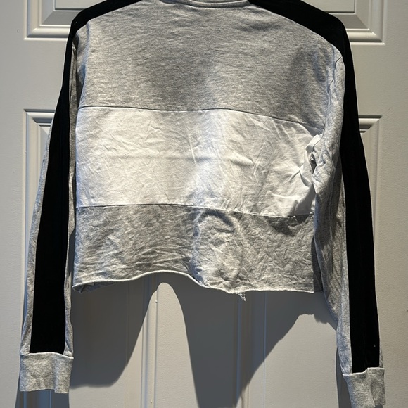 TNA Cropped Long sleeve size XS - Picture 4 of 4